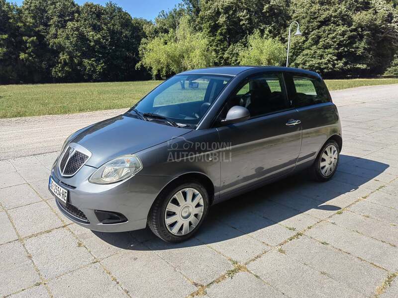 Lancia Ypsilon 1.3mjet