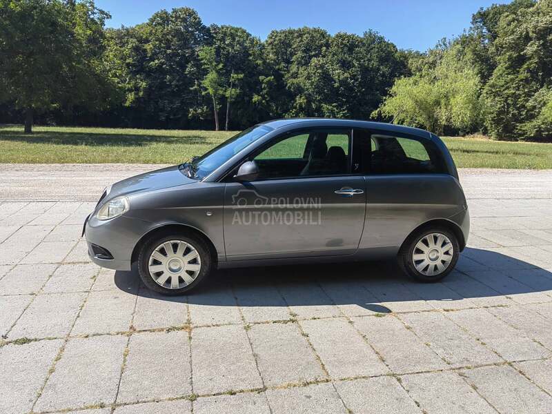 Lancia Ypsilon 1.3mjet