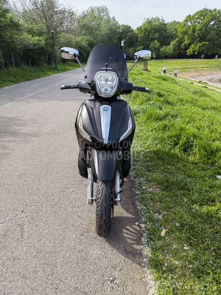 Piaggio Beverly IE Police