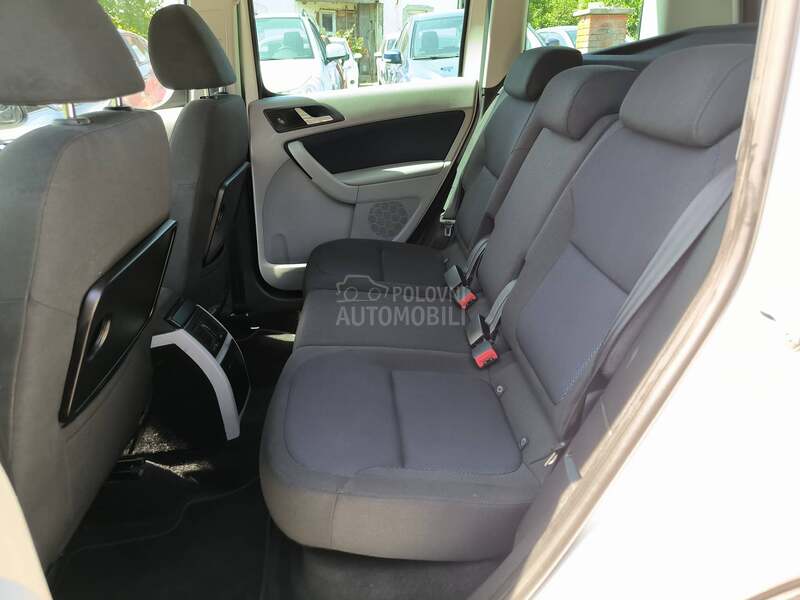 Škoda Yeti 1.6 tdi.CH/NAV