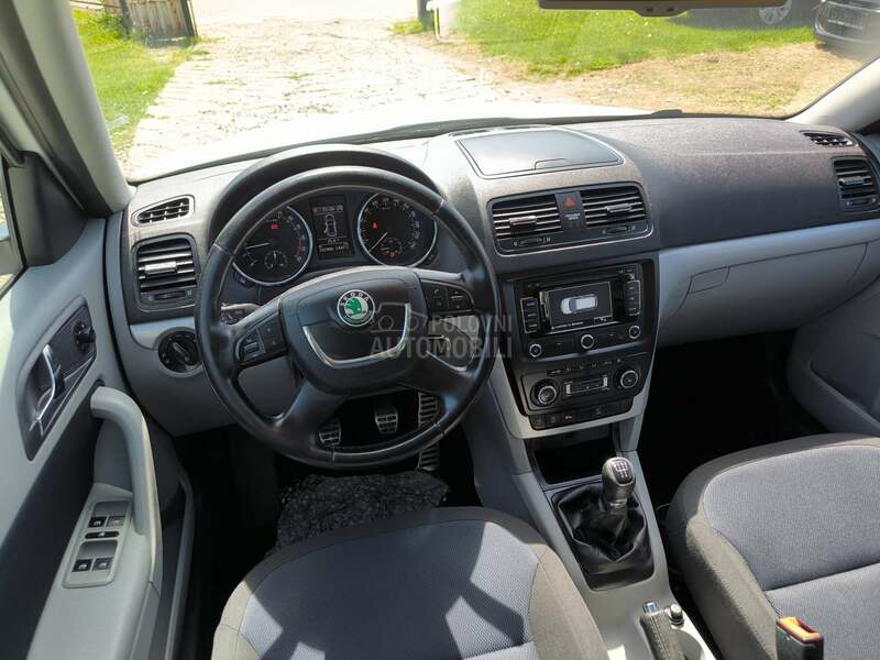 Škoda Yeti 1.6 tdi.CH/NAV
