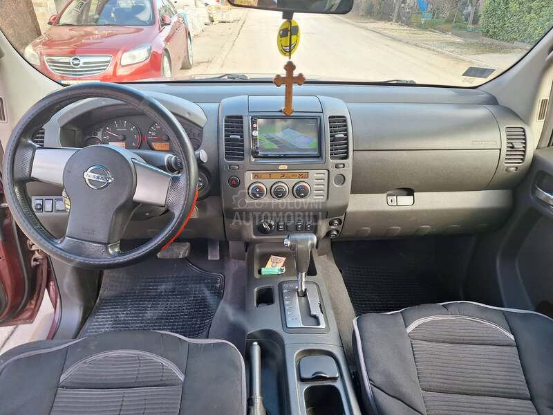 Nissan Navara teretno