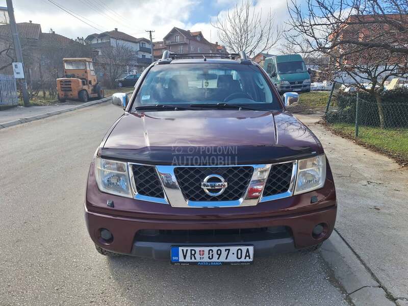 Nissan Navara teretno