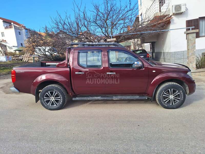 Nissan Navara teretno