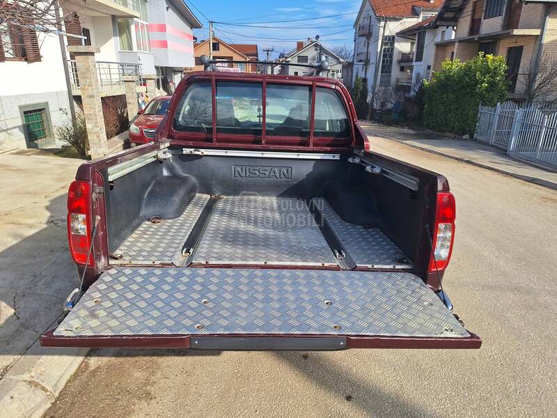 Nissan Navara teretno