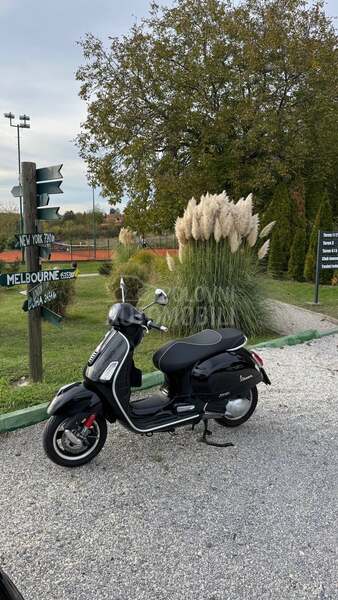 Vespa gts super125