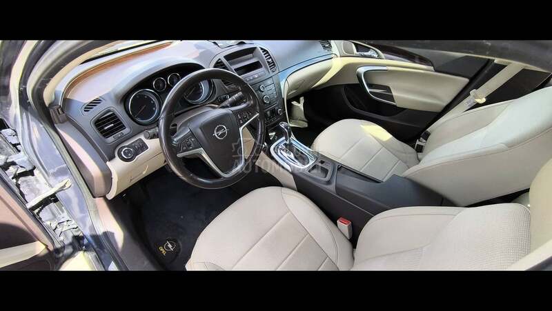 Opel Insignia 