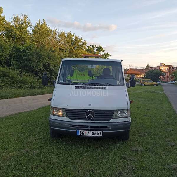 Mercedes Benz Sprinter 312