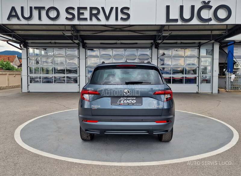 Škoda Karoq R kamera DSG