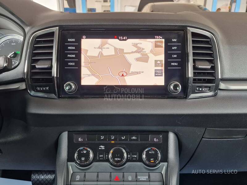 Škoda Karoq R kamera DSG