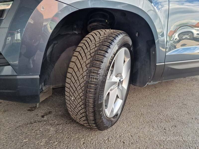 Škoda Karoq R kamera DSG
