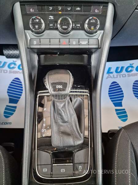 Škoda Karoq R kamera DSG