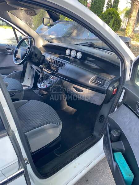 Citroen C8 2.0 hdi