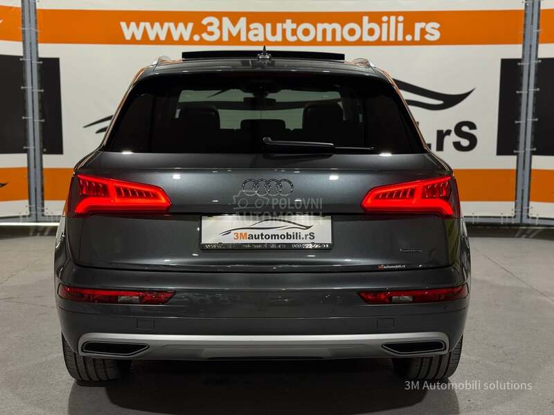 Audi Q5 2.0D/AIR/4X4/PANO