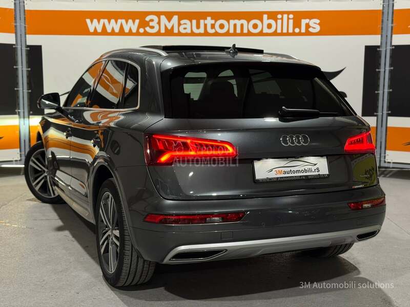 Audi Q5 2.0D/AIR/4X4/PANO