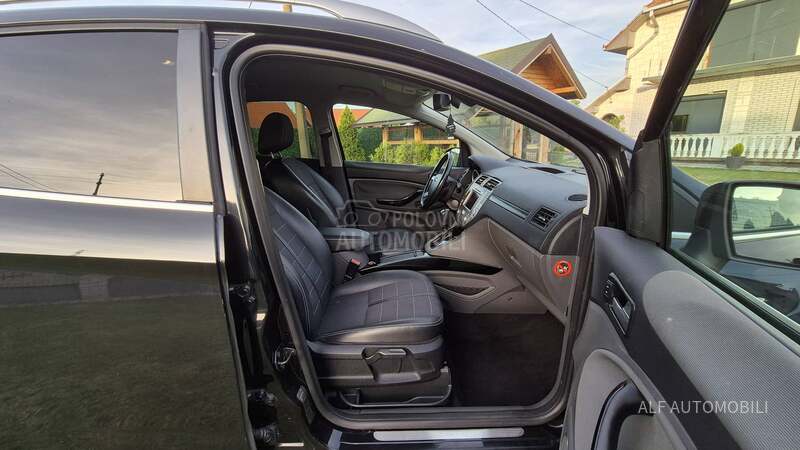 Ford Kuga 2.0 TDCI TITANIUM