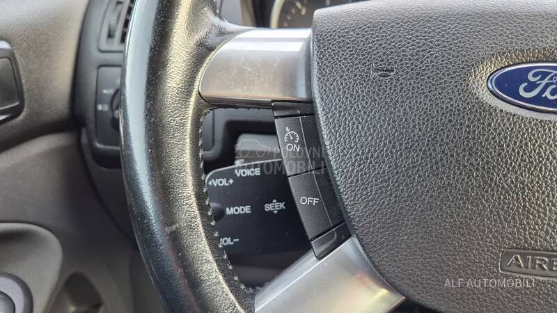 Ford Kuga 2.0 TDCI TITANIUM