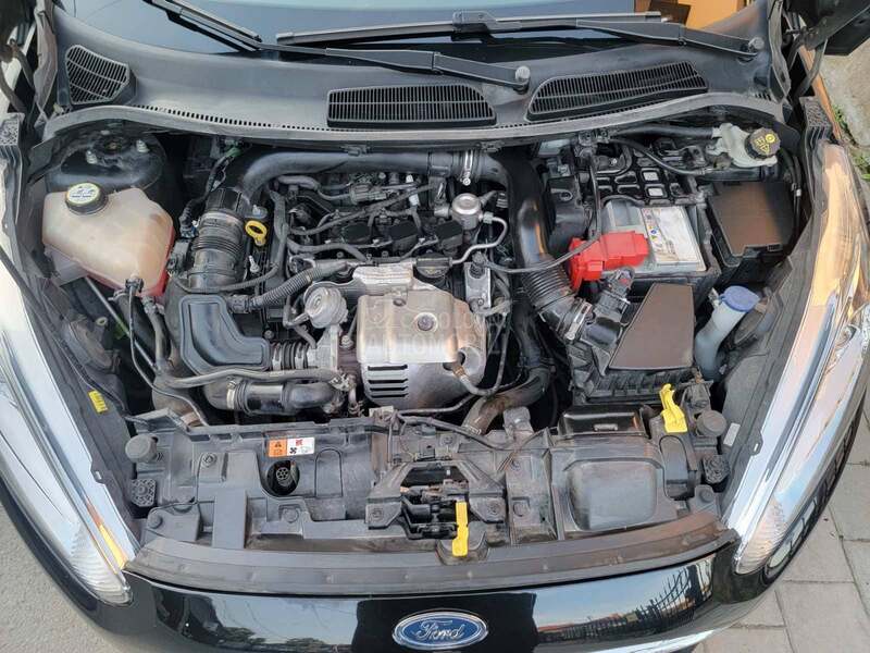 Ford Fiesta 1.0t TITANIUM novo