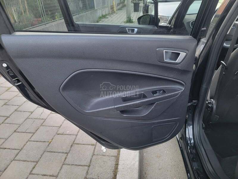 Ford Fiesta 1.0t TITANIUM novo