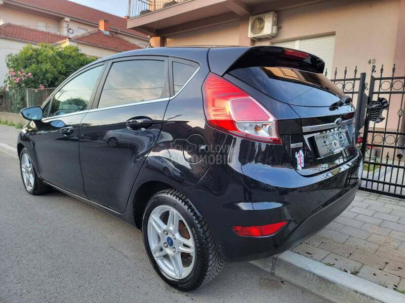 Ford Fiesta 1.0t TITANIUM novo