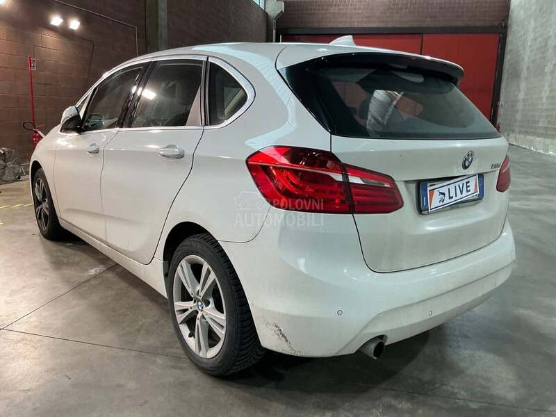 BMW 218 aut/led/koza/nav