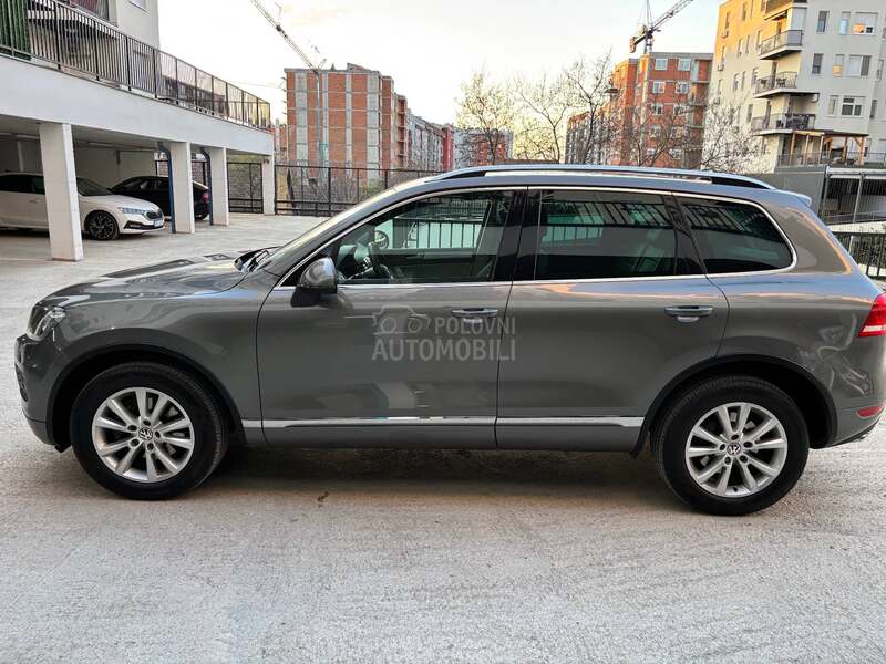 Volkswagen Touareg 
