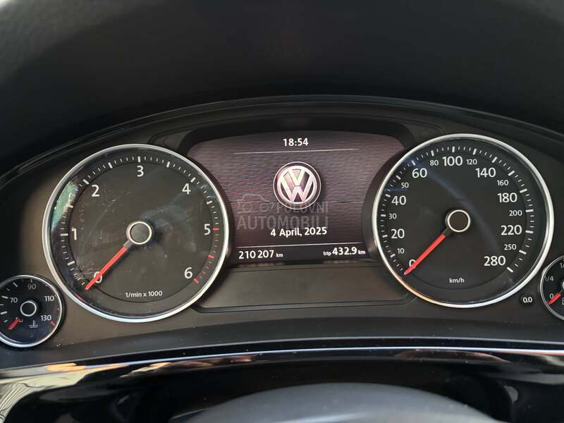 Volkswagen Touareg 