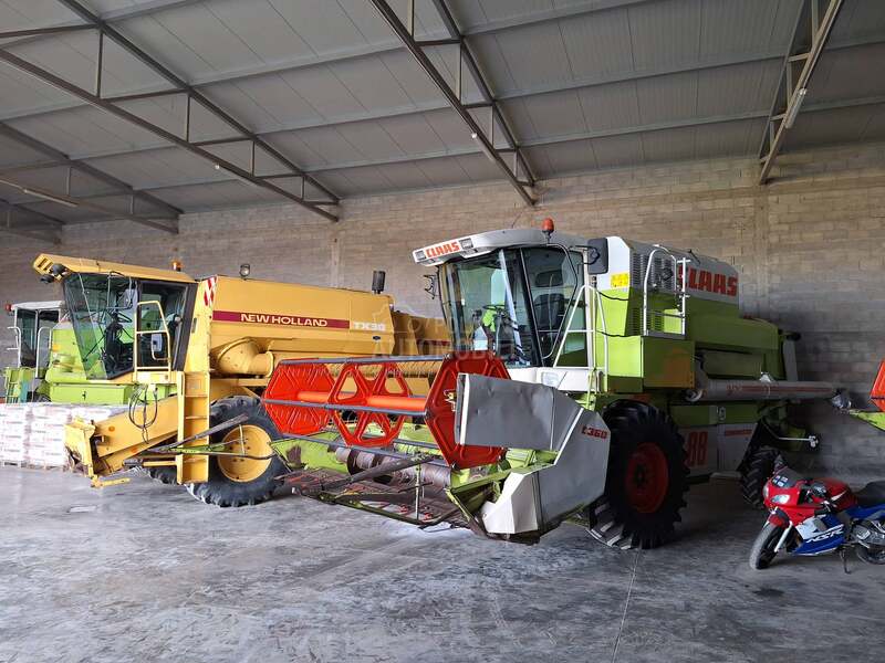 Claas Dominator 88 VX