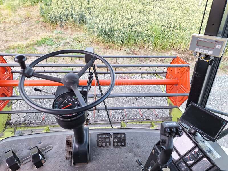 Claas Dominator 88 VX