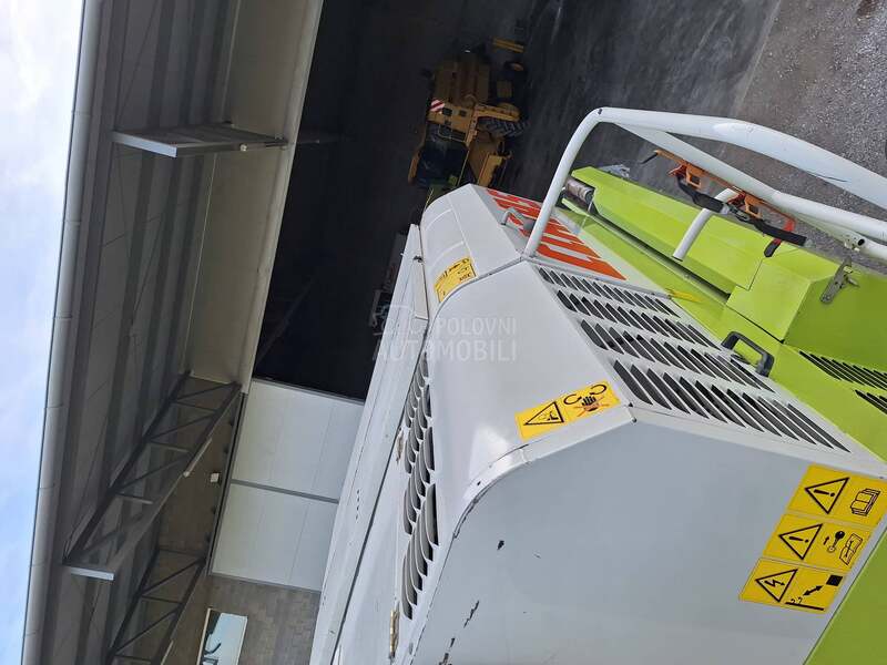 Claas Dominator 88 VX