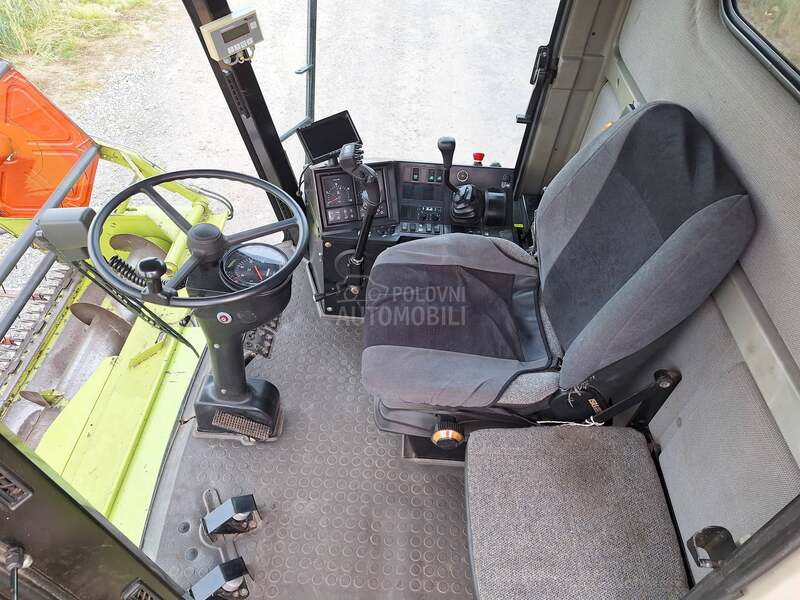 Claas Dominator 88 VX