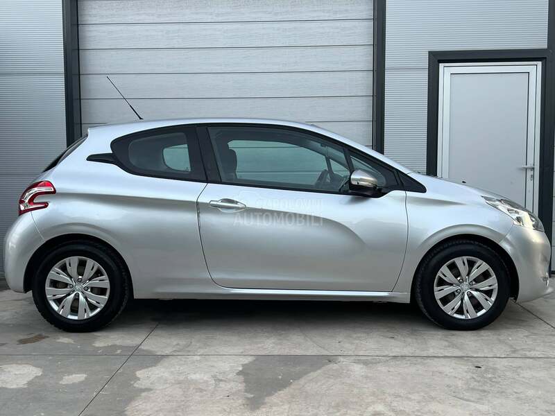 Peugeot 208 1.4 HDI