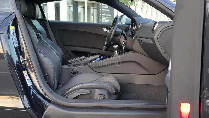 Audi TTS Quattro