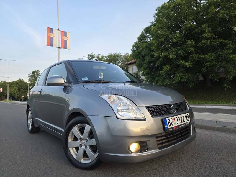 Suzuki Swift 1.3i
