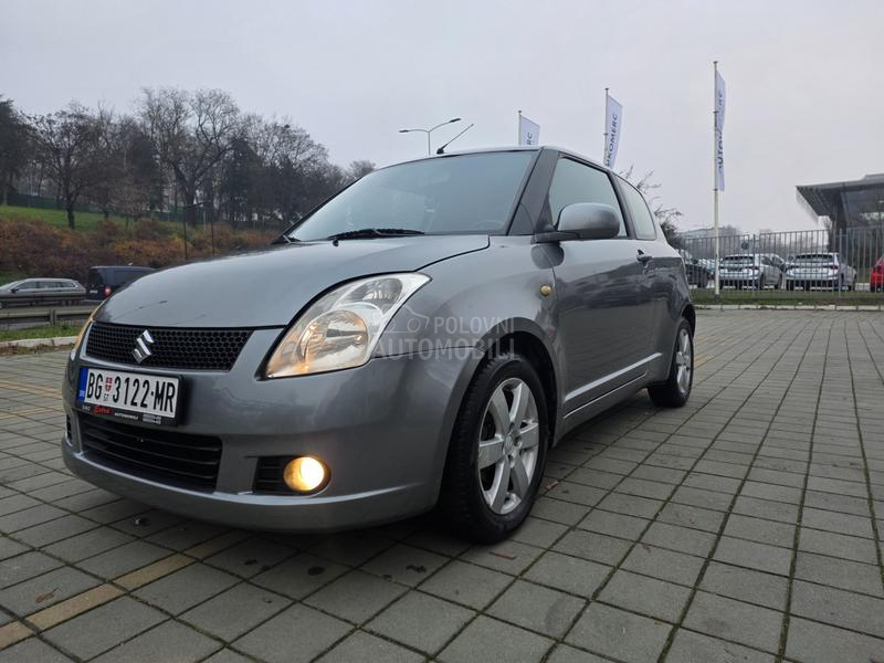 Suzuki Swift 1.3i