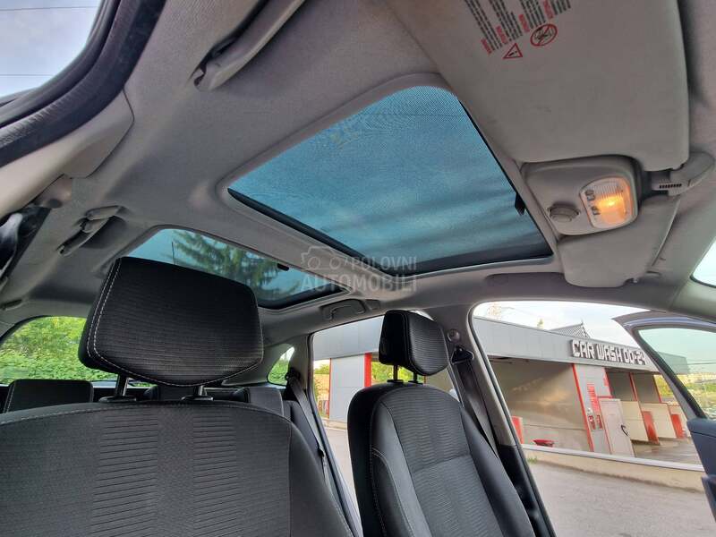 Renault Clio 1.2 PANO/NAV/ F.U.L