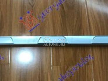 LAJSNA PLASTICNE SAJTNE HROM za Mercedes Benz GLA Klasa od 2017. do 2020. god.