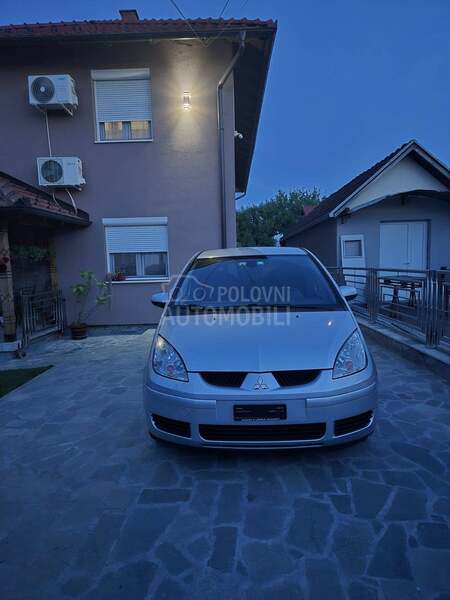 Mitsubishi Colt IZ //CH IZUZZETAN