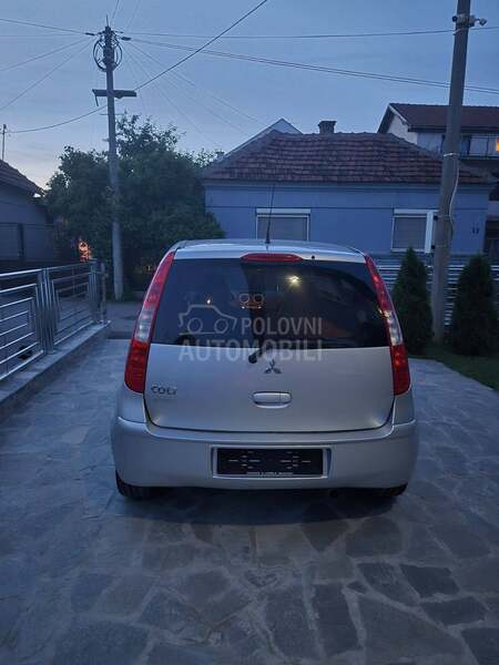 Mitsubishi Colt IZ //CH IZUZZETAN