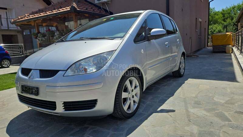 Mitsubishi Colt IZ //CH IZUZZETAN