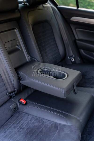 Volkswagen Passat B8 2.0 TDI DSG HIGHLINE