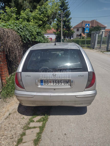Lancia Lybra 1.9