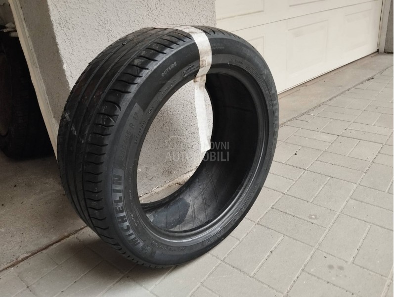 Michelin 245/45 R17 Letnja