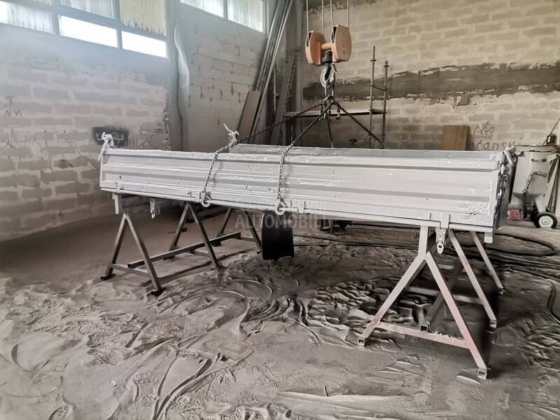 Mercedes Benz kiper sanduk miler
