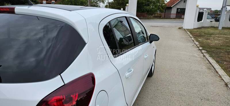 Opel Corsa D 1.4 b  CH