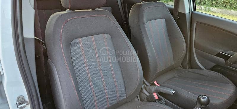 Opel Corsa D 1.4 b  CH