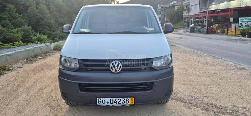 Volkswagen Transporter T5 20TDI   LONG