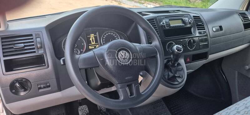 Volkswagen Transporter T5 20TDI   LONG