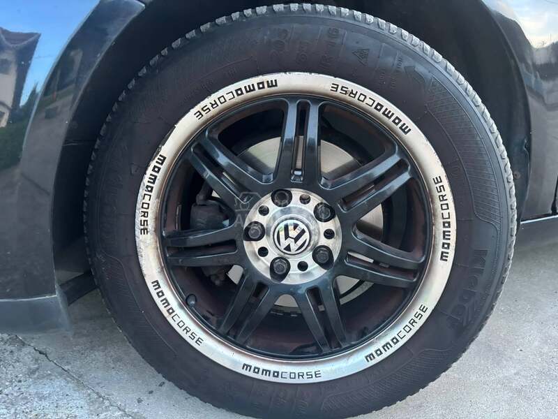 Volkswagen Golf 5 1.9 TDI  N A V