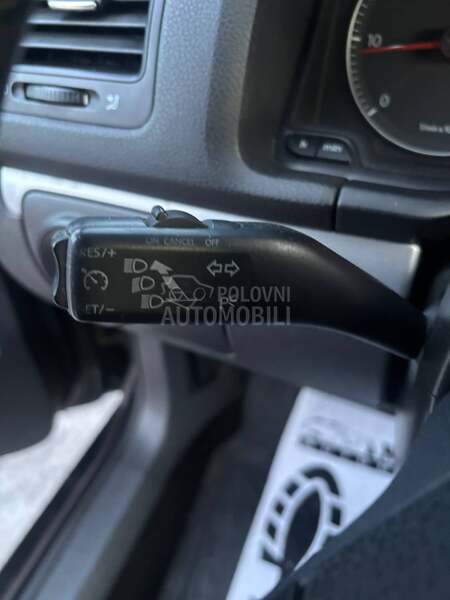 Volkswagen Golf 5 1.9 TDI  N A V